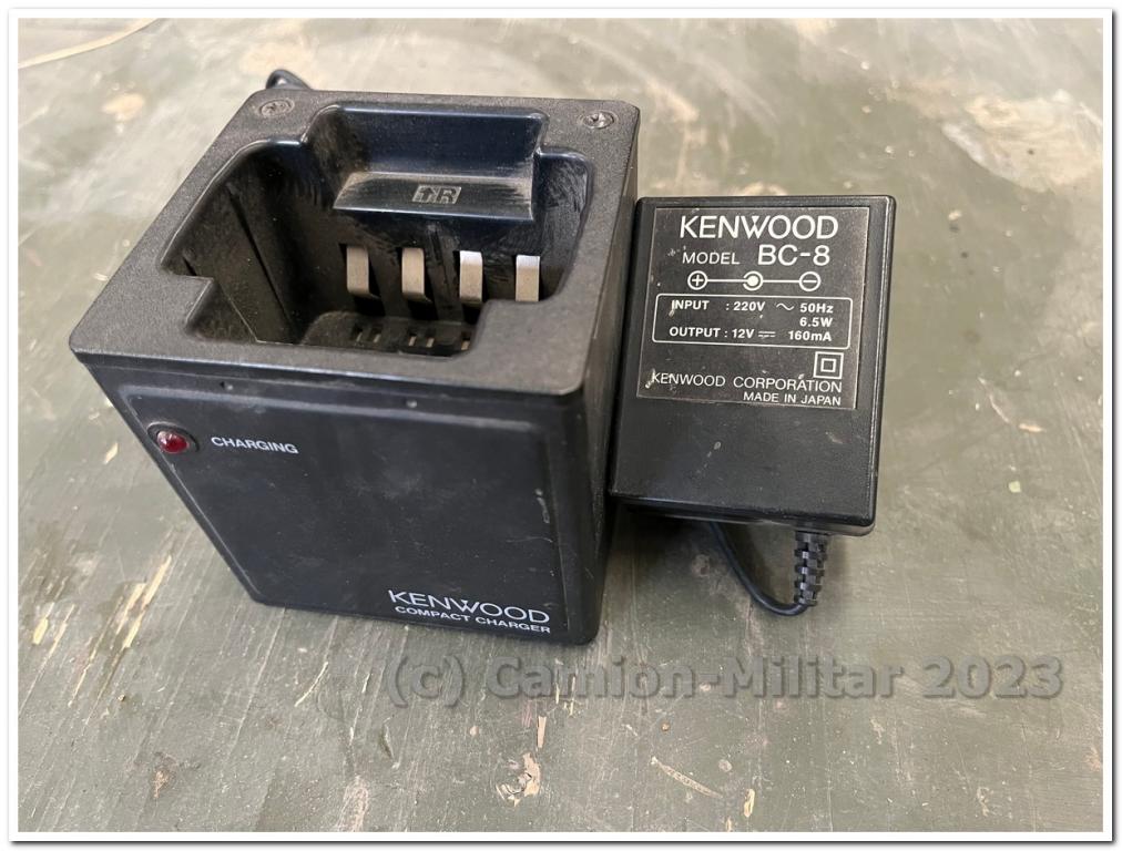 Cargador de baterias Kenwood BC-8 (Usado) B17-1-4