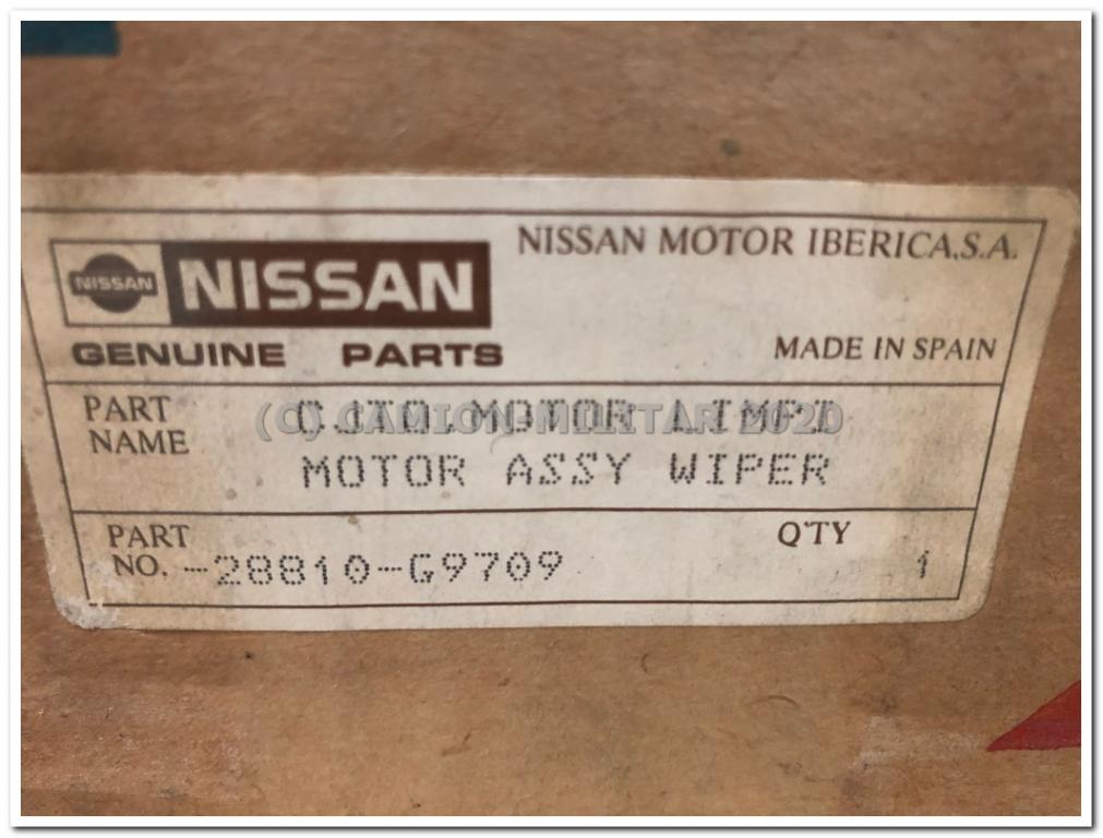 Delantero estándar LIMPIAPARABRISAS Hoja Set Para Nissan Patrulla 4.2 01//93-09//95